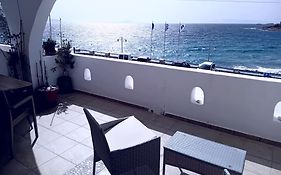 Logaras Seaview Apartment